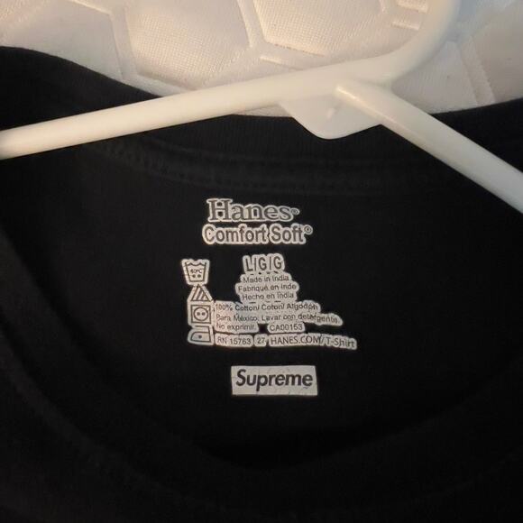 SUPREME Hanes Comfort Soft Tee - Large - Black T Shirt & Small Box Logo - 2018 - Picture 3 of 5